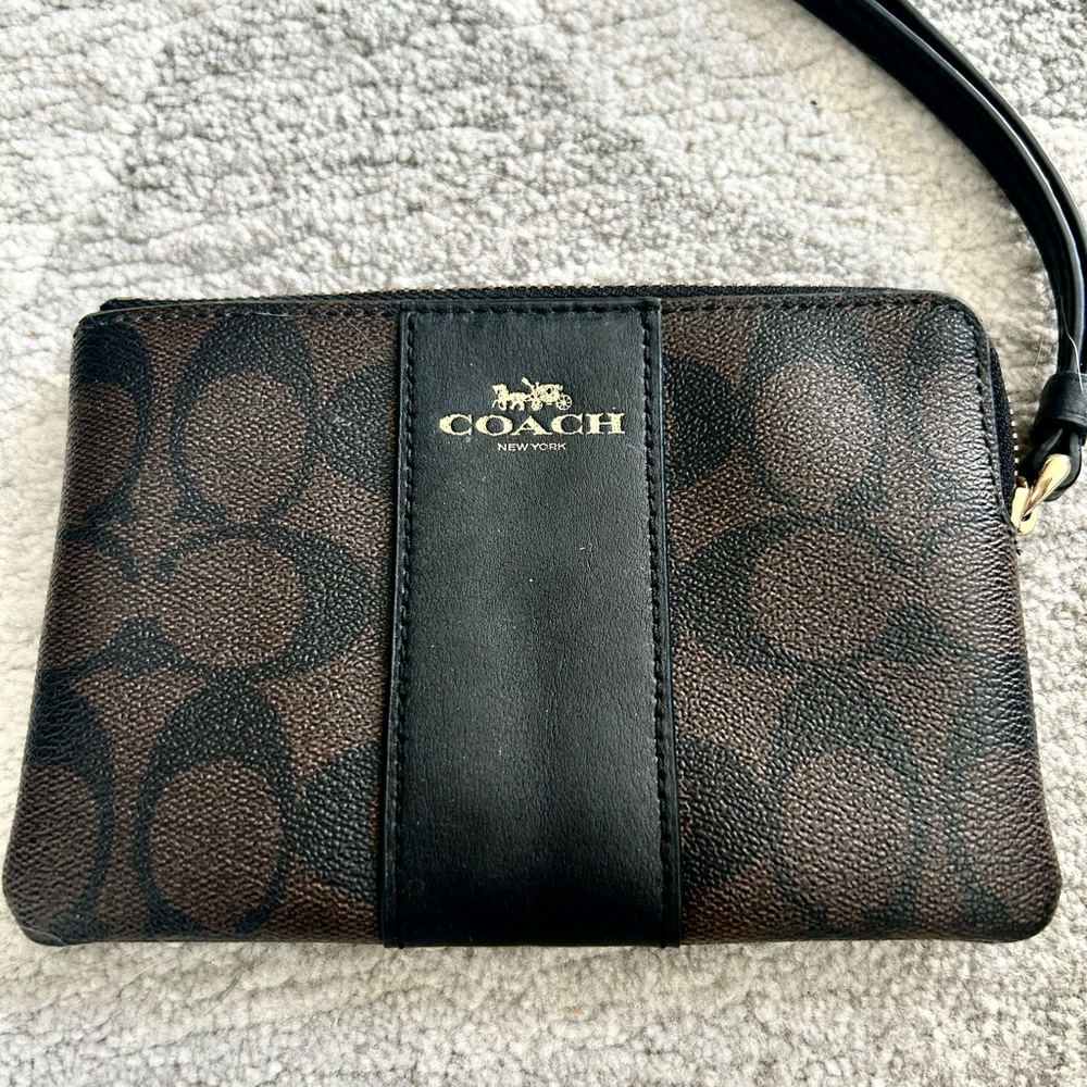 🌷 Coach Signature Brown Wristlet Wallet Zip Pouch Monogram